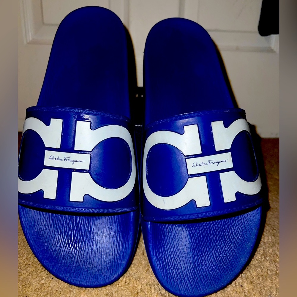 Salvatore Ferragamo Men's Recolor Groove 2 Slip On Slide Sandals